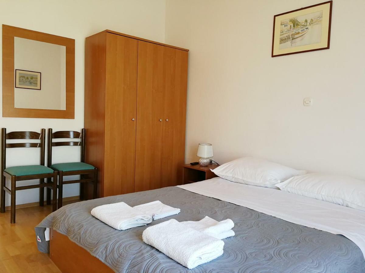 Apartmani Rija 3 Pag Town Zewnętrze zdjęcie
