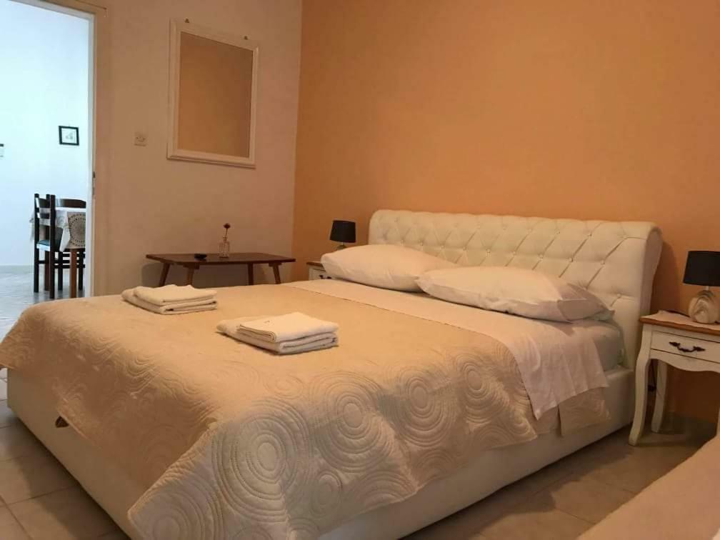 Apartmani Rija 3 Pag Town Zewnętrze zdjęcie
